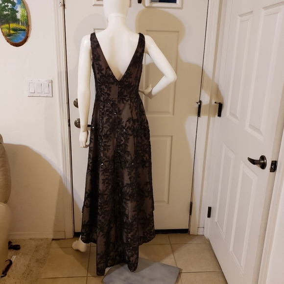 Calvin Klein High-low formal dress size 4 - Picture 5 of 10